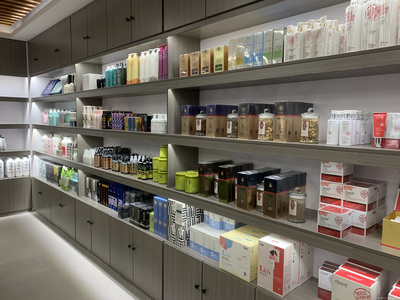 鹽城市鹽南高新區(qū)泉之源美材日用品經(jīng)營(yíng)部